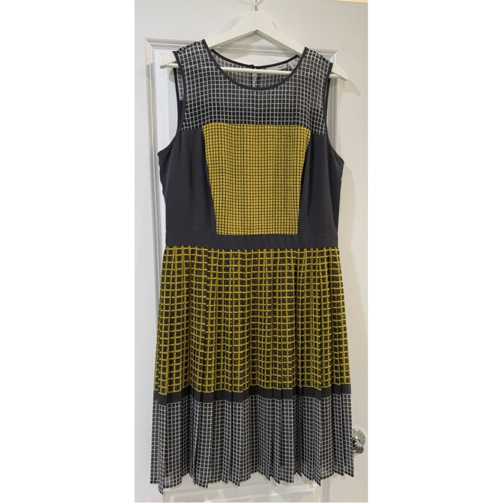 Halogen Black and Yellow Pleated Midi Dress